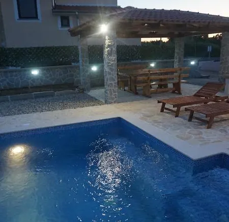 شقة Stonehouse Gabonjin